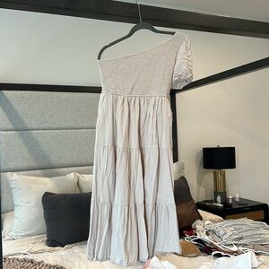 Cream one shoulder casual dress with pockets